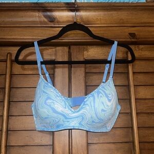 NWOT 36 C Ocean Waves Lightly Padded Bra
